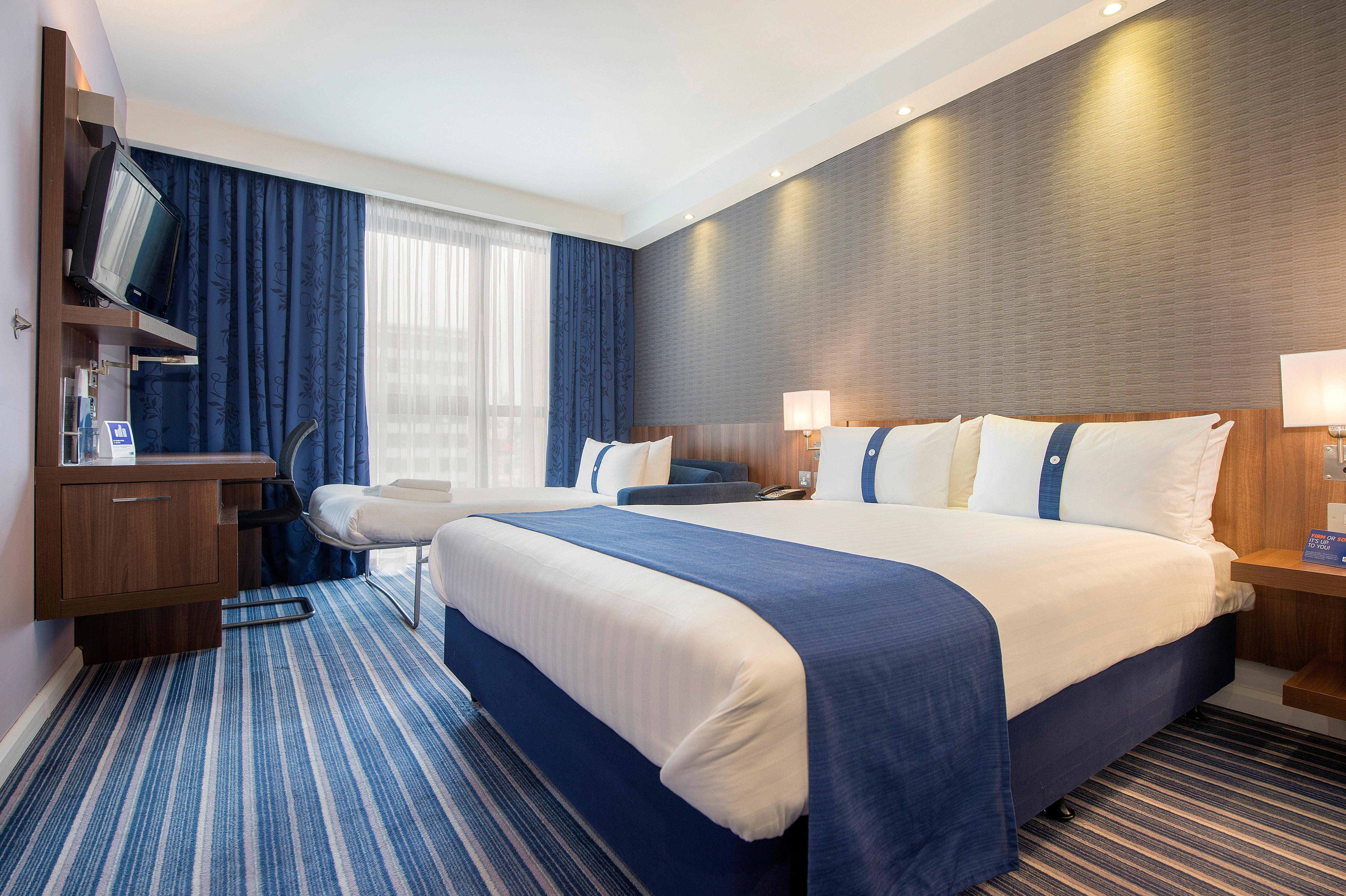 HOLIDAY INN EXPRESS SHEFFIELD CITY CENTRE | ⋆⋆⋆ | UNITED KINGDOM | SEASON  DEALS FROM £69